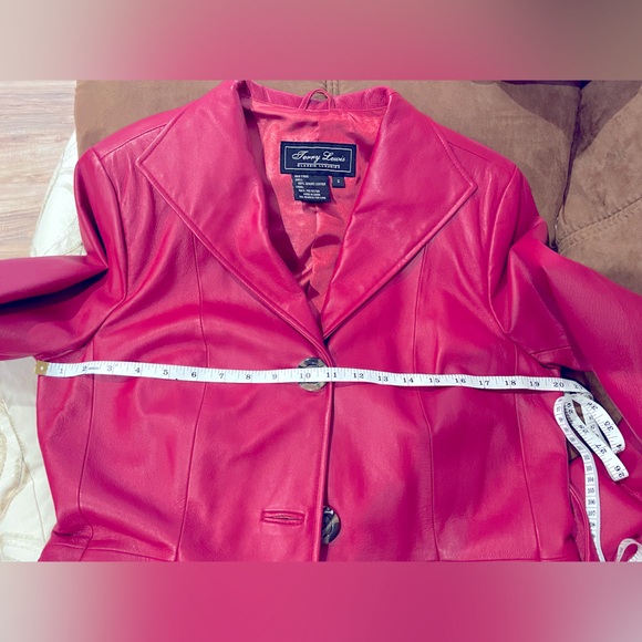 Fabulous 100% Real Leather Jacket - Picture 14 of 14